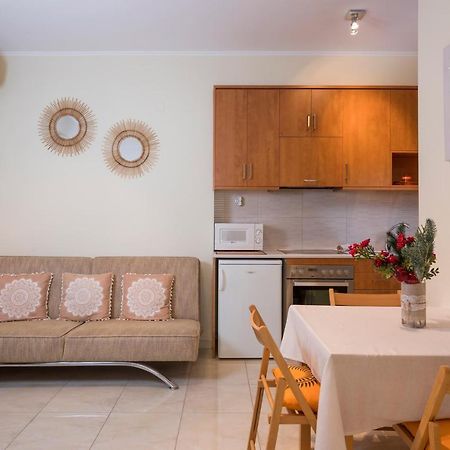 Ferienwohnung Luxury Coastal Retreat, Mountain View Balcony With Palm Trees & Parking Chania  Exterior foto
