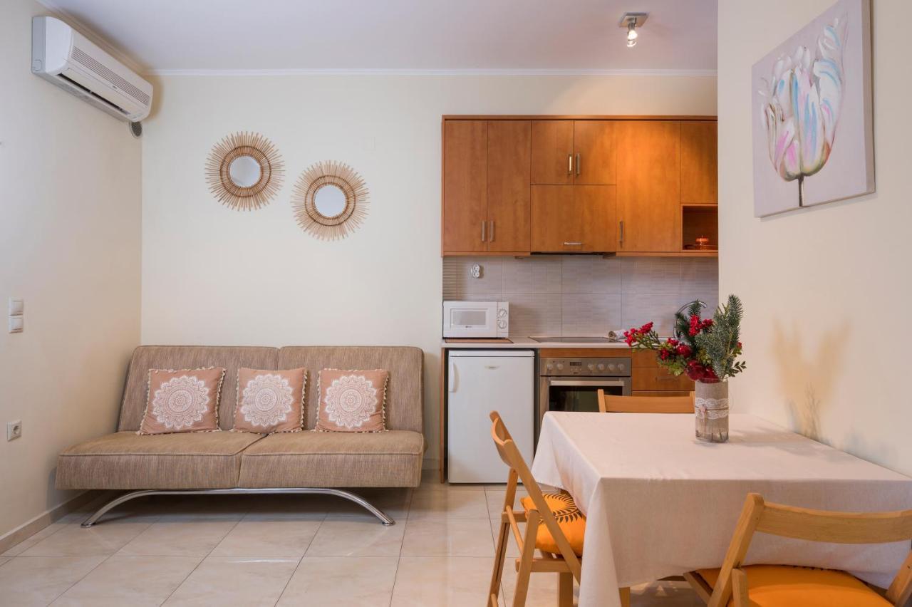 Ferienwohnung Luxury Coastal Retreat, Mountain View Balcony With Palm Trees & Parking Chania  Exterior foto