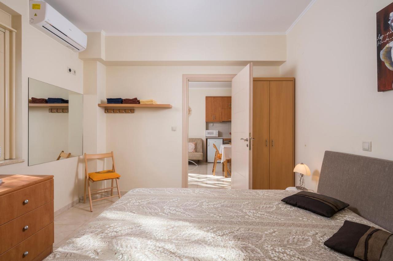 Ferienwohnung Luxury Coastal Retreat, Mountain View Balcony With Palm Trees & Parking Chania  Exterior foto