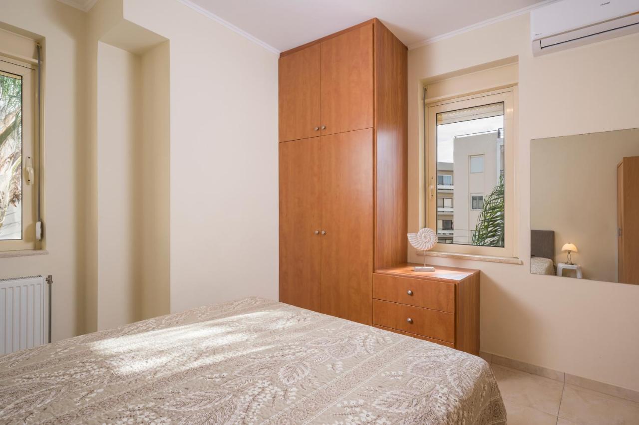 Ferienwohnung Luxury Coastal Retreat, Mountain View Balcony With Palm Trees & Parking Chania  Exterior foto