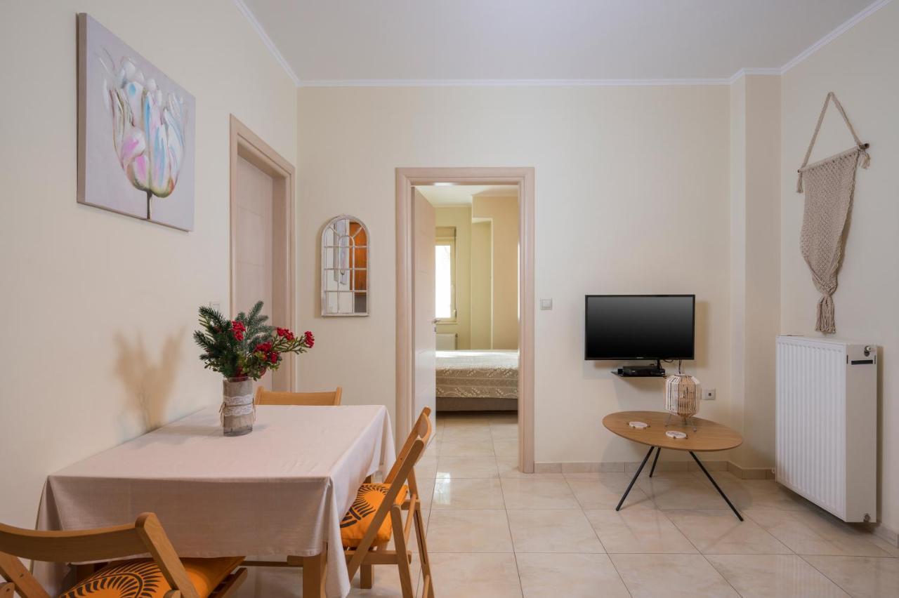 Ferienwohnung Luxury Coastal Retreat, Mountain View Balcony With Palm Trees & Parking Chania  Exterior foto